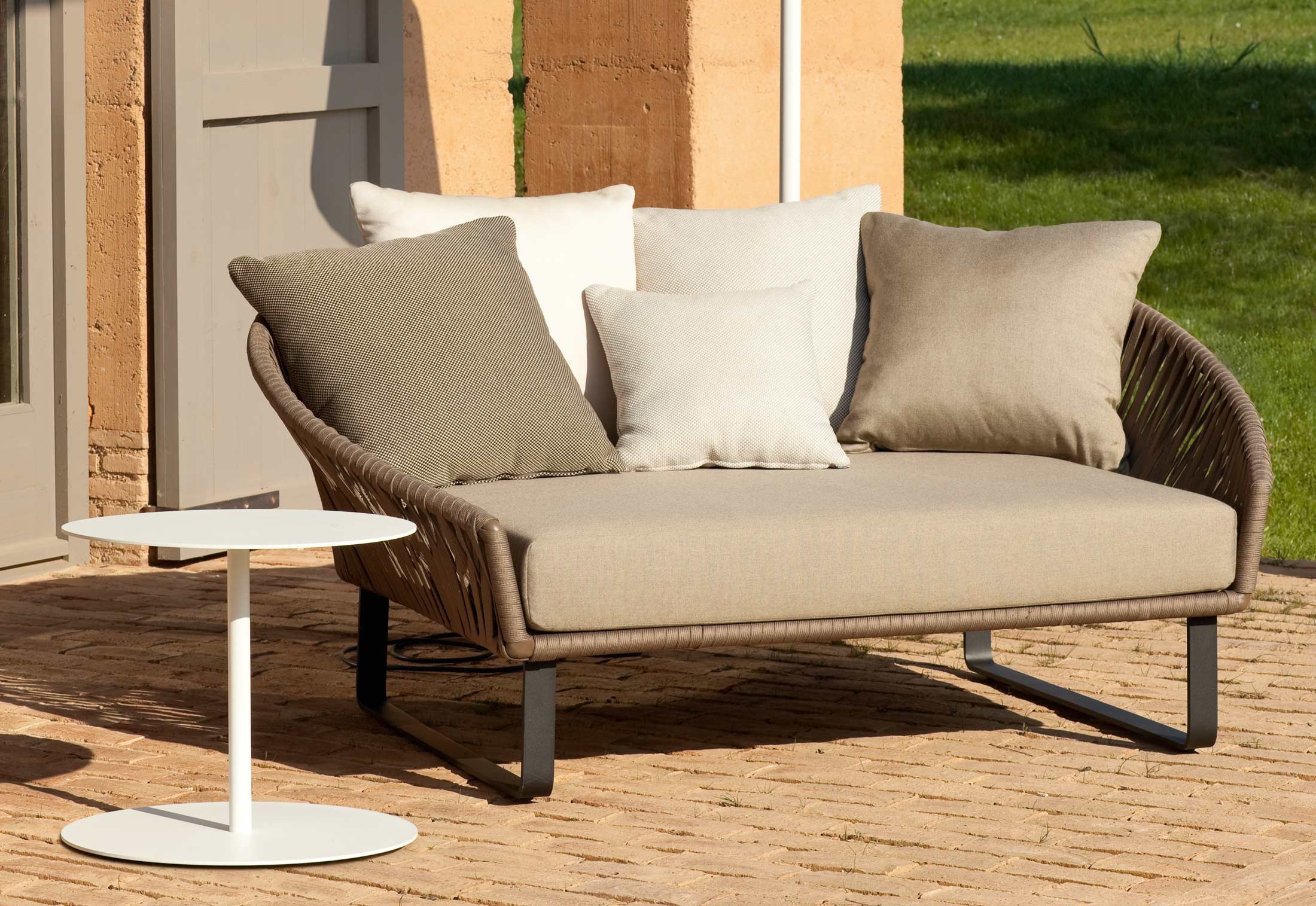 سرير نهاري في فيغاس ستريب